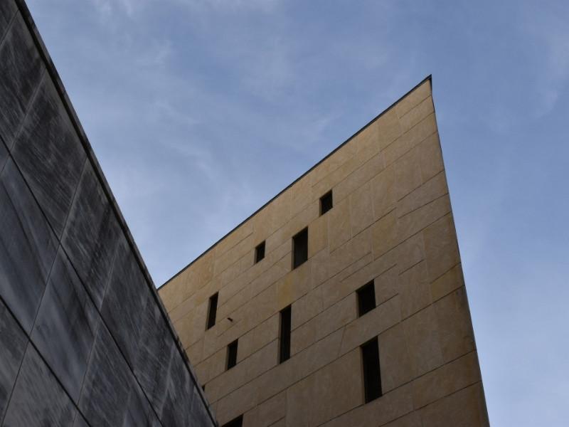 Image Les Méjanes - Bibliothèque patrimoniale Méjanes et archives municipales Michel Vovelle